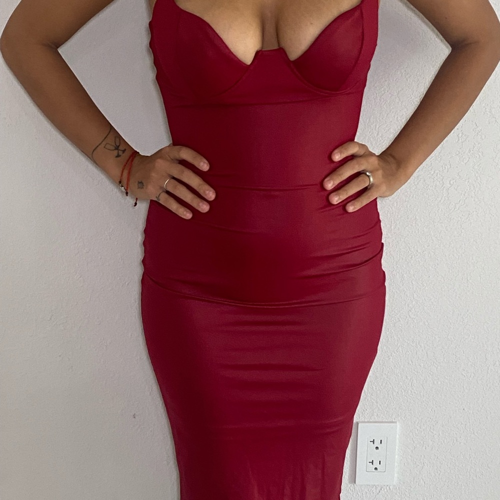 Red velvet adjusted dress